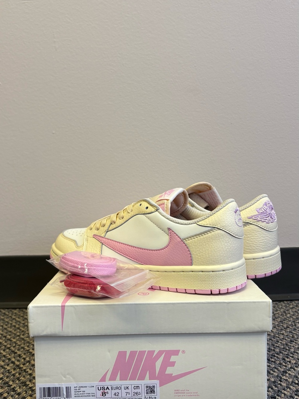 Nike Low-Profile Sneakers in Pink and Cream